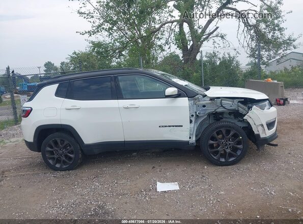 3C4NJDCB9LT119261 2020 JEEP COMPASS White Rear interior view