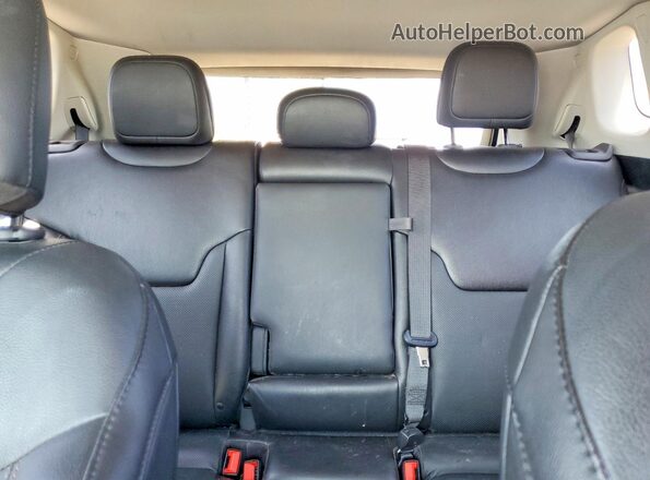 3C4NJDCB9LT159923 2020 JEEP COMPASS Green Հետևի նստատեղերի տեսք