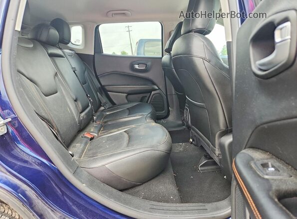 3C4NJDCB9MT549907 2021 JEEP COMPASS Blue Vista interior trasera