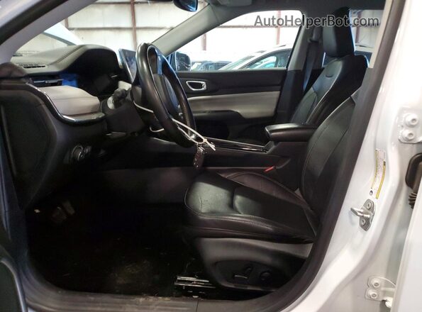 3C4NJDCB9NT146494 2022 JEEP COMPASS Белый Вид салона спереди