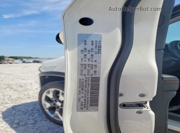 3C4NJDCBXKT669857 2019 JEEP COMPASS Белый Вид наклейки с VIN-кодом