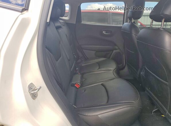 3C4NJDCBXLT252207 2020 JEEP COMPASS White Rear seats view