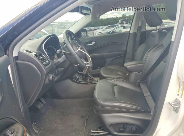 3C4NJDCBXLT252207 2020 JEEP COMPASS White Front interior view