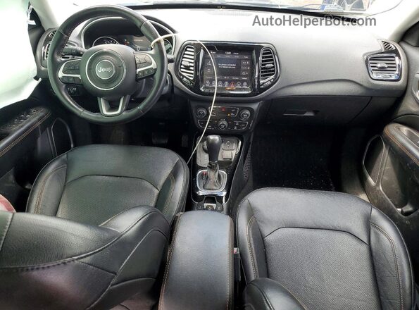 3C4NJDCBXMT503387 2021 JEEP COMPASS Черный Вид панели приборов