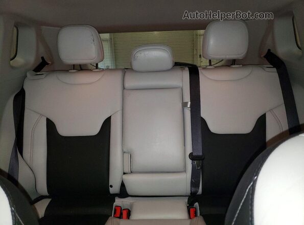 3C4NJDCBXMT516348 2021 JEEP COMPASS Gray Vista de los asientos traseros