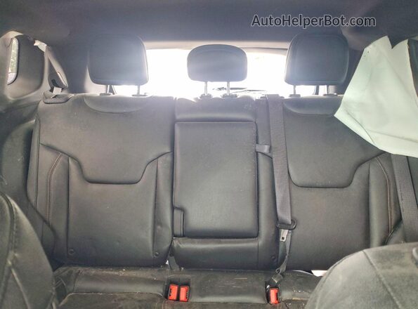 3C4NJDCN0RT155052 2024 JEEP COMPASS Black Rear seats view