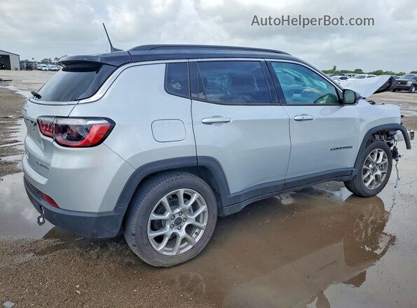 3C4NJDCN0ST508363 2025 JEEP COMPASS Silver Trasero derecho