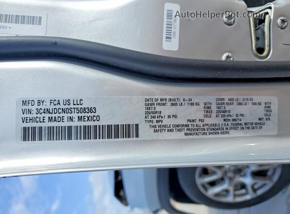 3C4NJDCN0ST508363 2025 JEEP COMPASS Silver Vista de la etiqueta del VIN