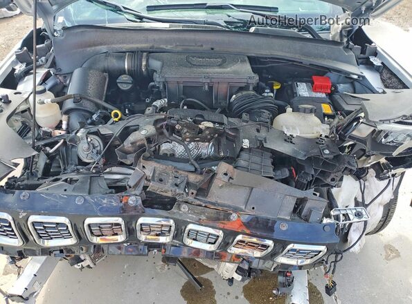 3C4NJDCN0ST508363 2025 JEEP COMPASS Silver Vista interior trasera