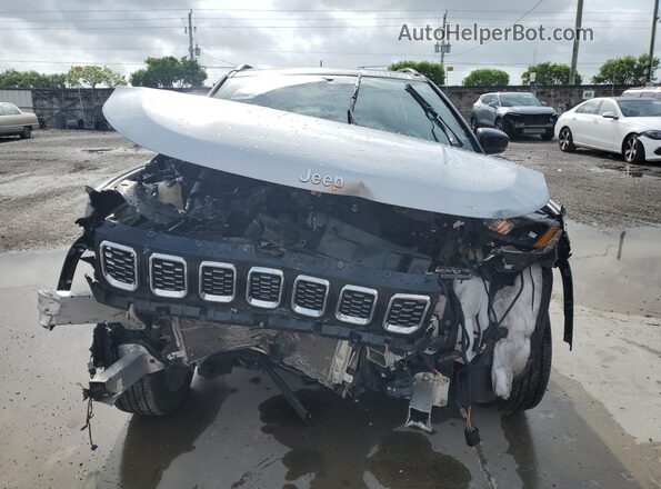 3C4NJDCN0ST508363 2025 JEEP COMPASS Silver 