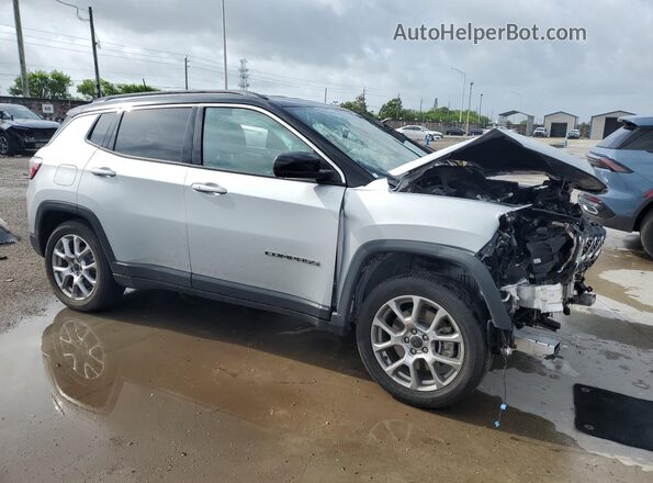 3C4NJDCN0ST508363 2025 JEEP COMPASS Silver 