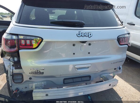 3C4NJDCN0ST540889 2025 JEEP COMPASS Silver Front view