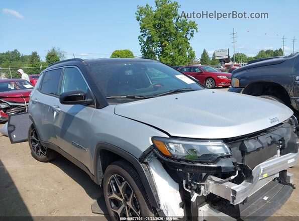 3C4NJDCN0ST540889 2025 JEEP COMPASS Silver 360 interior view