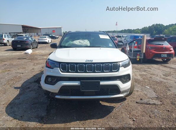 3C4NJDCN0TT177950 2026 JEEP COMPASS White Rear interior view