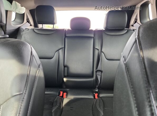 3C4NJDCN0TT207075 2026 JEEP COMPASS Black 