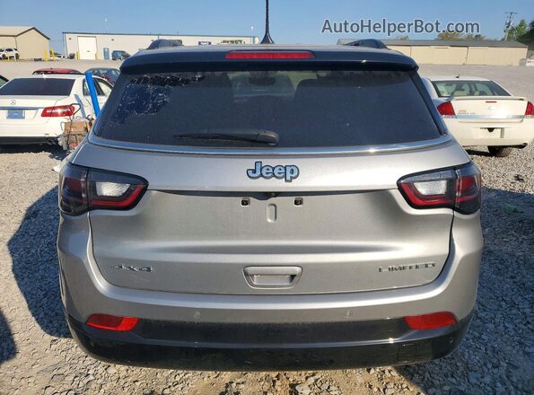 3C4NJDCN1RT587763 2024 JEEP COMPASS Серебряный Вид сзади