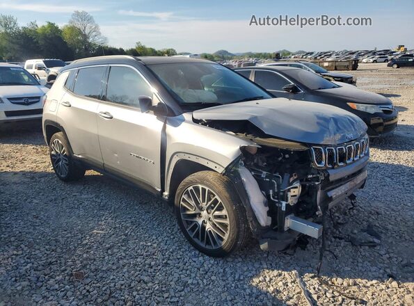 3C4NJDCN1RT587763 2024 JEEP COMPASS Серебряный Передняя правая четверть