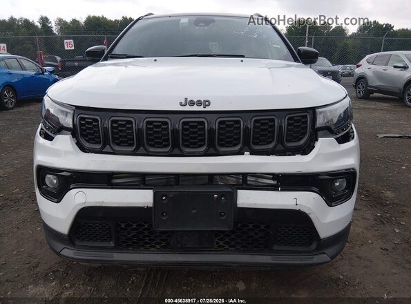 3C4NJDCN1TT188360 2026 JEEP COMPASS White Սալոնի հետևի տեսք