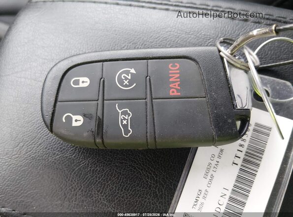 3C4NJDCN1TT188360 2026 JEEP COMPASS White Առջևի վահանակի տեսք