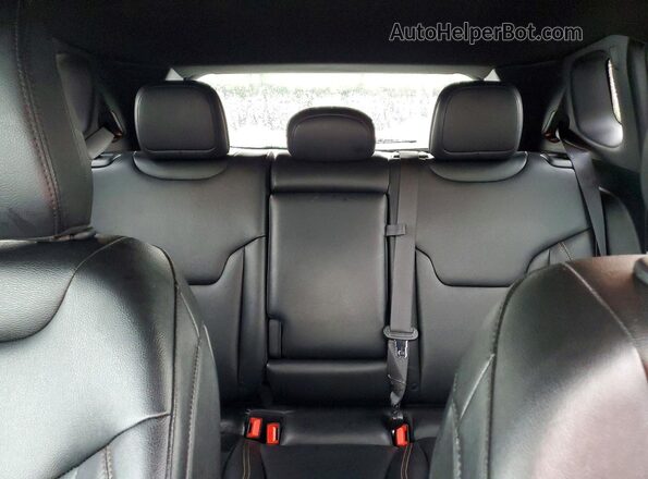 3C4NJDCN2RT120920 2024 JEEP COMPASS Gray Вид задніх сидінь