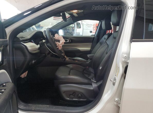 3C4NJDCN2ST602681 2025 JEEP COMPASS White 
