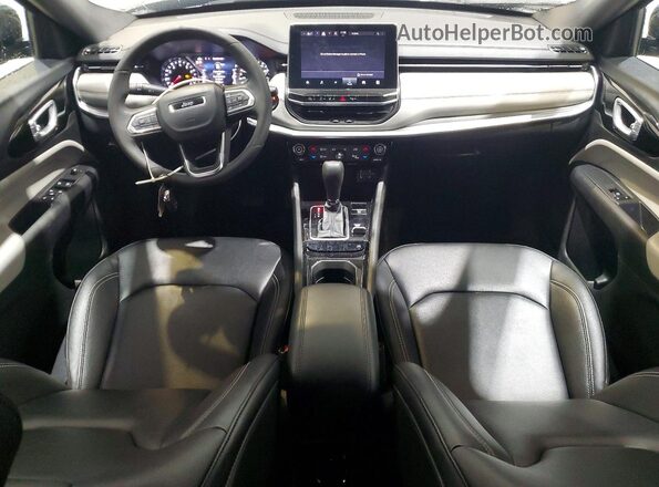 3C4NJDCN2ST602972 2025 JEEP COMPASS Black Առջևի վահանակի տեսք
