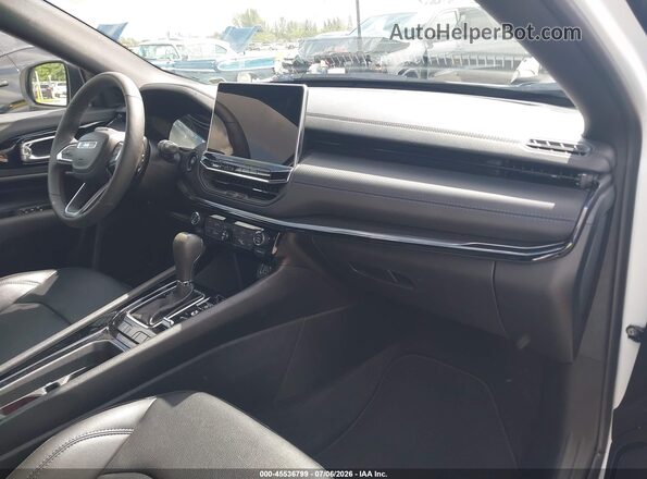 3C4NJDCN2TT188092 2026 JEEP COMPASS White Widok wnętrza z przodu