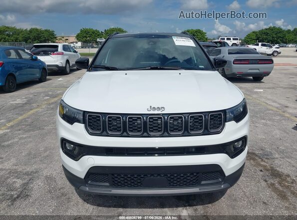 3C4NJDCN2TT188092 2026 JEEP COMPASS White Widok zestawu wskaźników