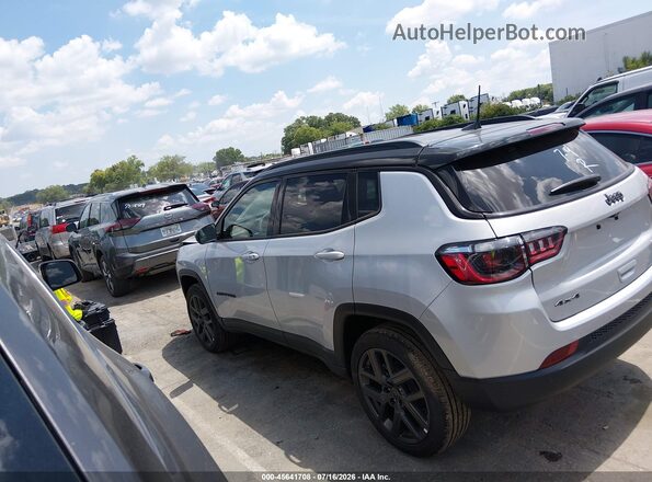 3C4NJDCN2TT253085 2026 JEEP COMPASS Gray სალონის 360-გრადუსიანი ხედი