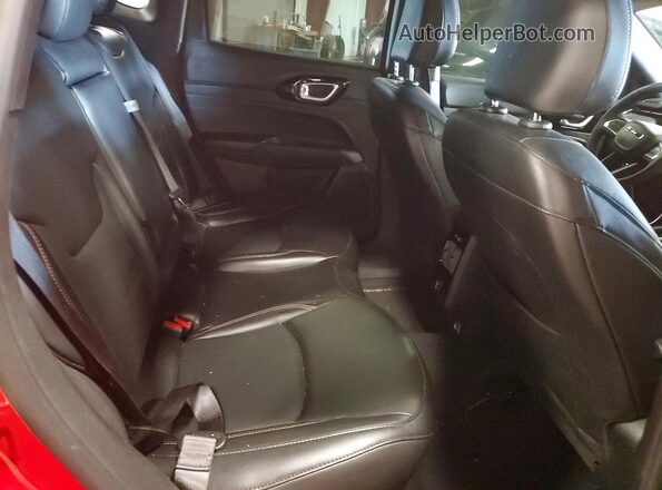 3C4NJDCN3PT555104 2023 JEEP COMPASS Red Հետևի նստատեղերի տեսք