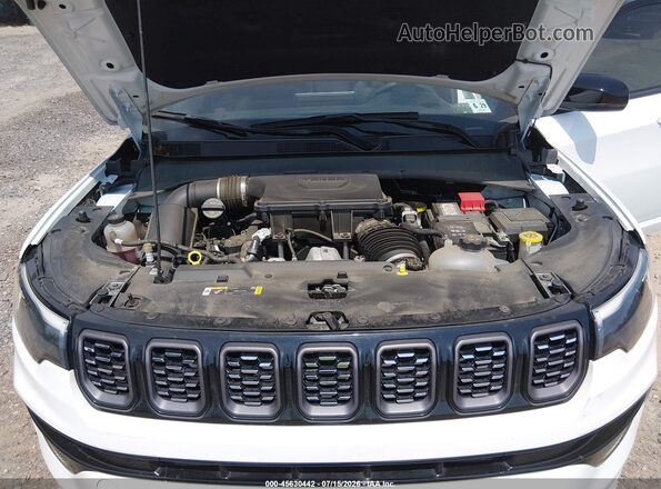 3C4NJDCN3RT140111 2024 JEEP COMPASS White Widok z tyłu