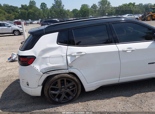 3C4NJDCN3RT140111 2024 JEEP COMPASS White Widok z przodu