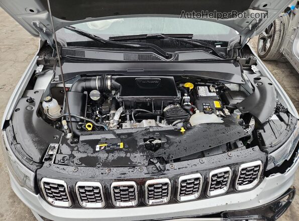 3C4NJDCN3ST621028 2025 JEEP COMPASS Silver 