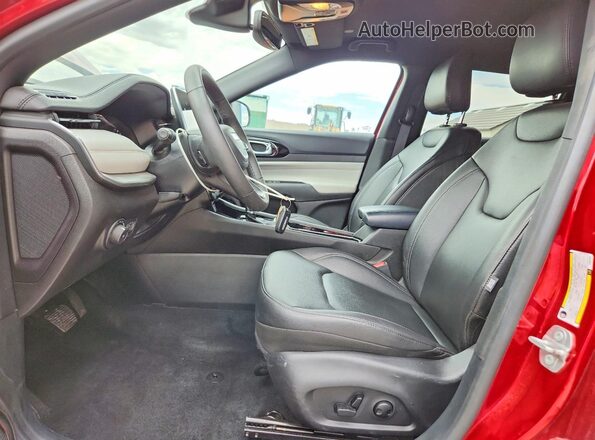 3C4NJDCN4ST557534 2025 JEEP COMPASS Red Widok wnętrza z przodu