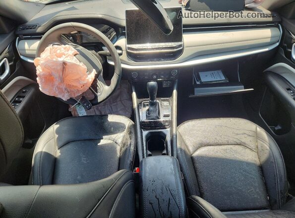 3C4NJDCN4ST585169 2025 JEEP COMPASS Белый Вид панели приборов