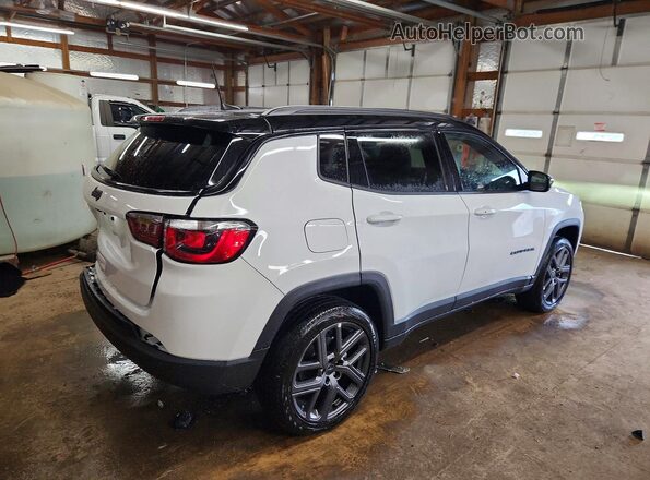 3C4NJDCN4TT259793 2026 JEEP COMPASS Белый Задняя правая четверть