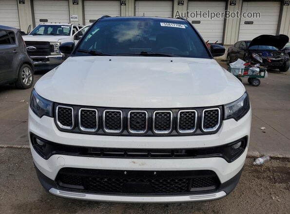 3C4NJDCN5PT565746 2023 JEEP COMPASS White Widok z przodu