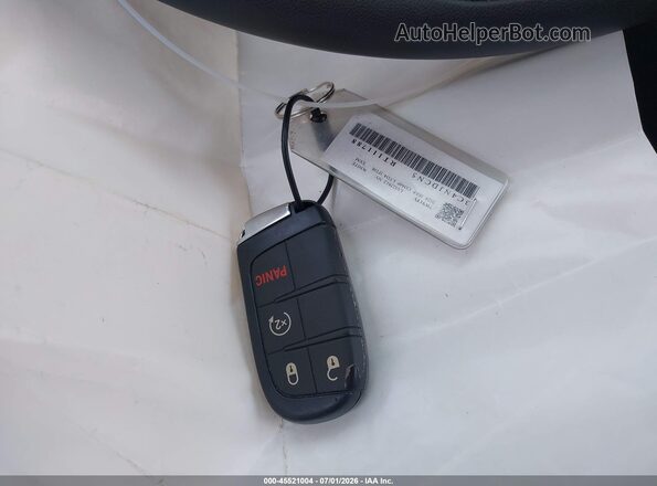 3C4NJDCN5RT111788 2024 JEEP COMPASS White Widok deski rozdzielczej