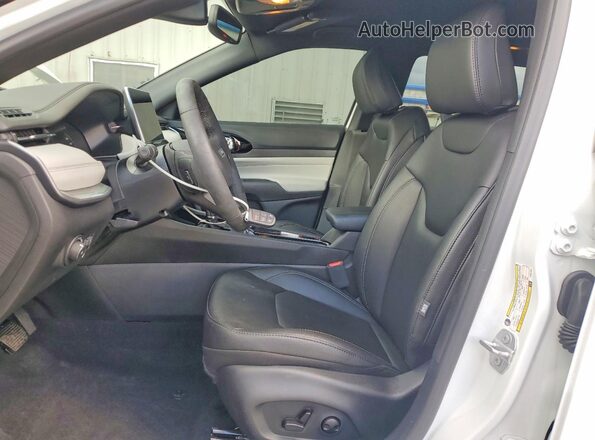 3C4NJDCN5ST561849 2025 JEEP COMPASS White Вид салону спереду