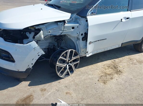 3C4NJDCN5ST610757 2025 JEEP COMPASS White Widok z przodu