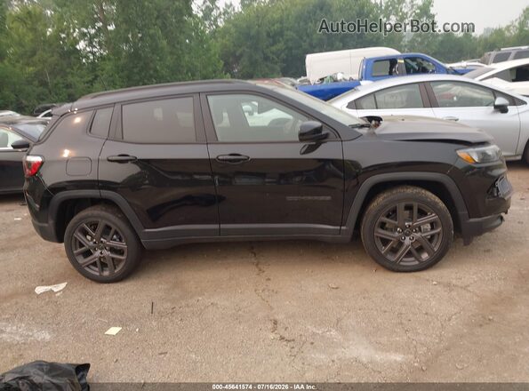 3C4NJDCN5TT151487 2026 JEEP COMPASS Black Widok wnętrza z tyłu