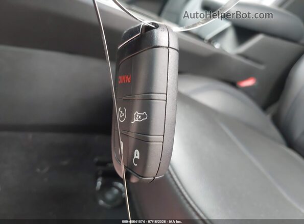 3C4NJDCN5TT151487 2026 JEEP COMPASS Black Widok deski rozdzielczej