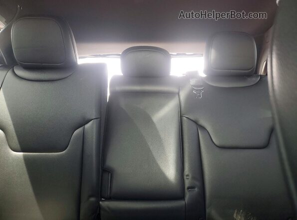3C4NJDCN5TT181329 2026 JEEP COMPASS Silver Rear seats view