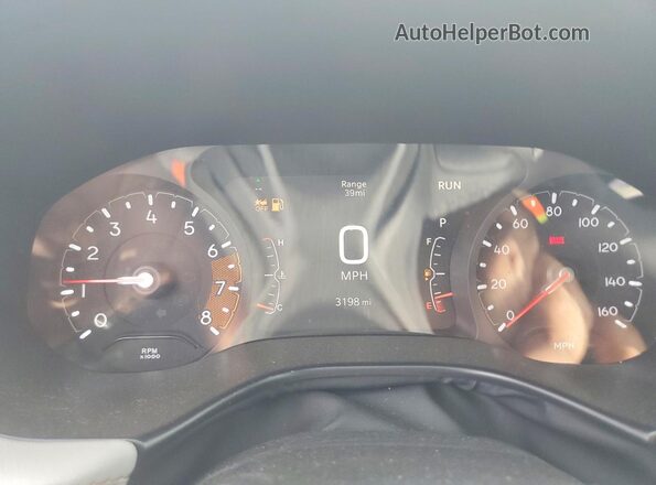 3C4NJDCN5TT181329 2026 JEEP COMPASS Silver Instrument cluster view