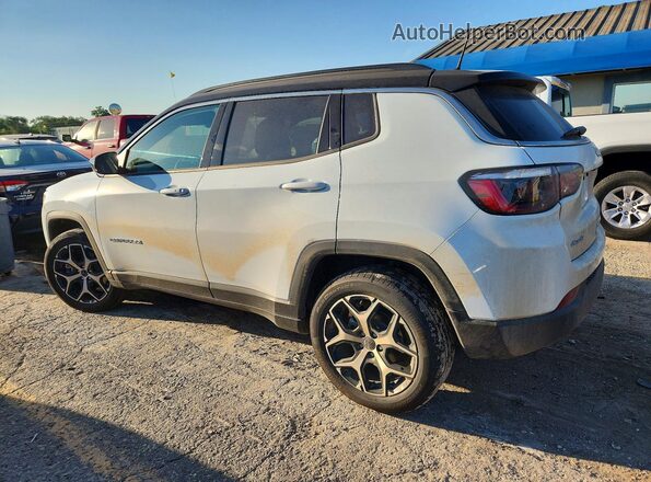 3C4NJDCN5TT225541 2026 JEEP COMPASS White Trasero izquierdo