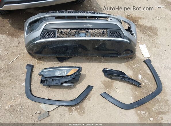 3C4NJDCN6PT500288 2023 JEEP COMPASS Gray Widok deski rozdzielczej