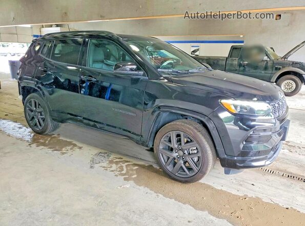 3C4NJDCN6RT132455 2024 JEEP COMPASS Black Դիմացի տեսք