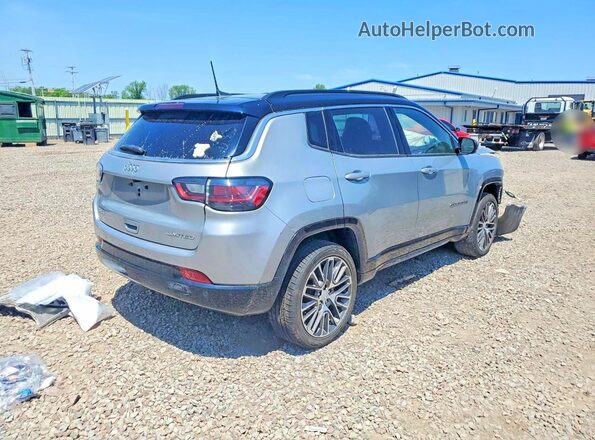 3C4NJDCN6RT580551 2024 JEEP COMPASS Серебряный Задняя правая четверть