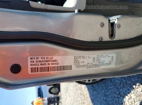3C4NJDCN6RT580551 2024 JEEP COMPASS Серебряный Панорамный вид салона 360°