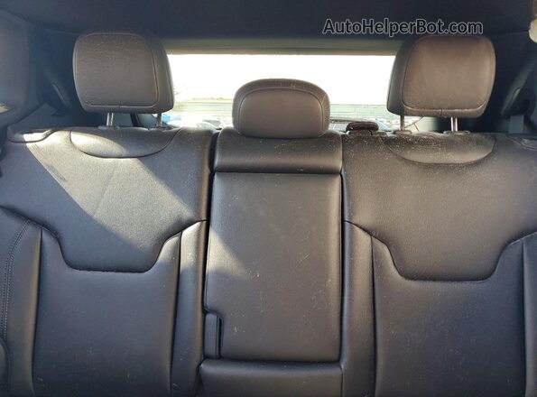 3C4NJDCN6TT166998 2026 JEEP COMPASS Orange Rear seats view